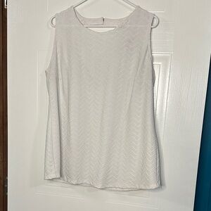 EUC Jules & Leopold White Textured Sleeveless Blouse
